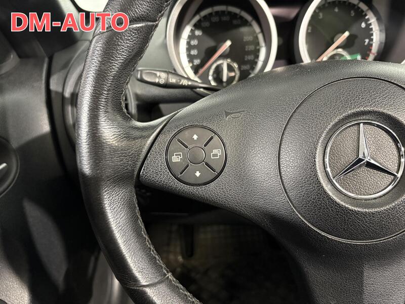 Mercedes-Benz SLK vaihtoauto