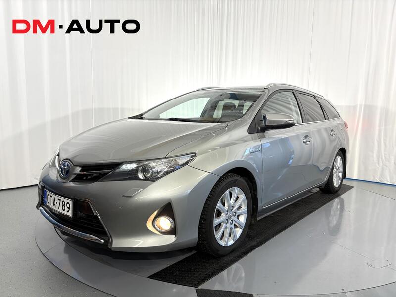 Toyota Auris vaihtoauto