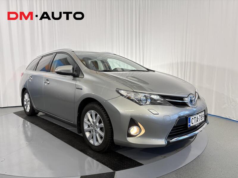 Toyota Auris vaihtoauto