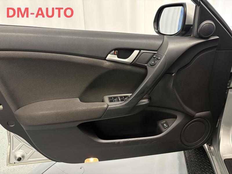 Honda Accord vaihtoauto