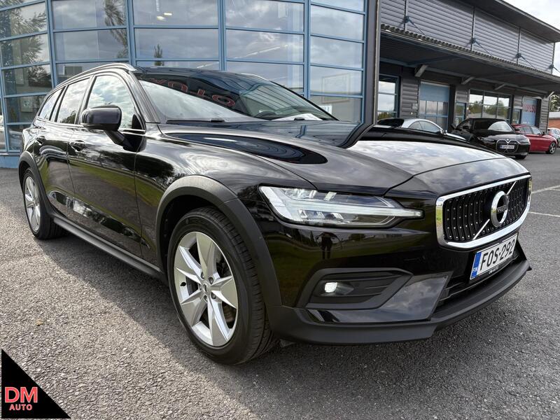 Volvo V60 Cross Country vaihtoauto