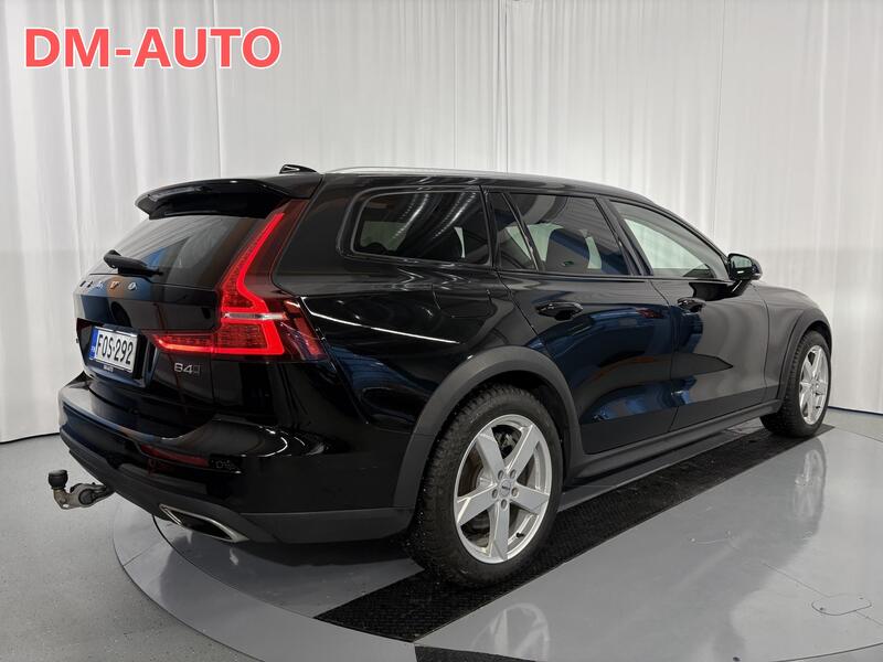 Volvo V60 Cross Country vaihtoauto