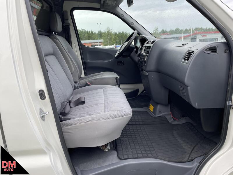 Toyota Hiace vaihtoauto