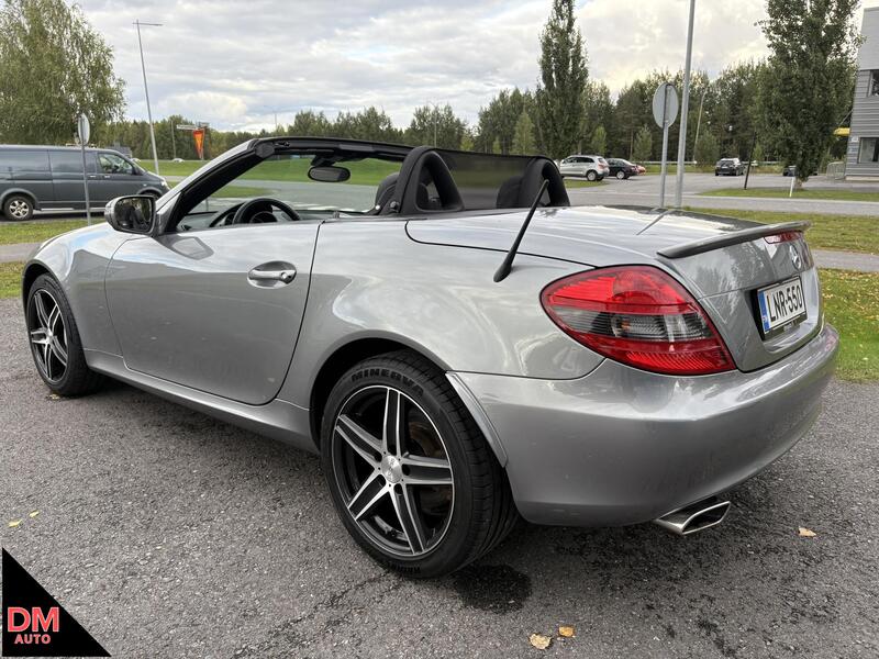 Mercedes-Benz SLK vaihtoauto