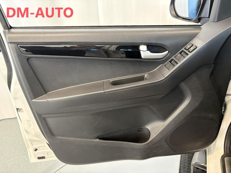 Isuzu D-Max vaihtoauto