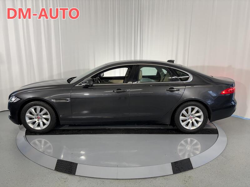 Jaguar XF vaihtoauto