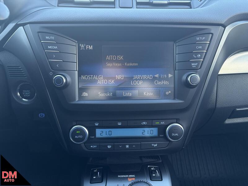 Toyota Avensis vaihtoauto