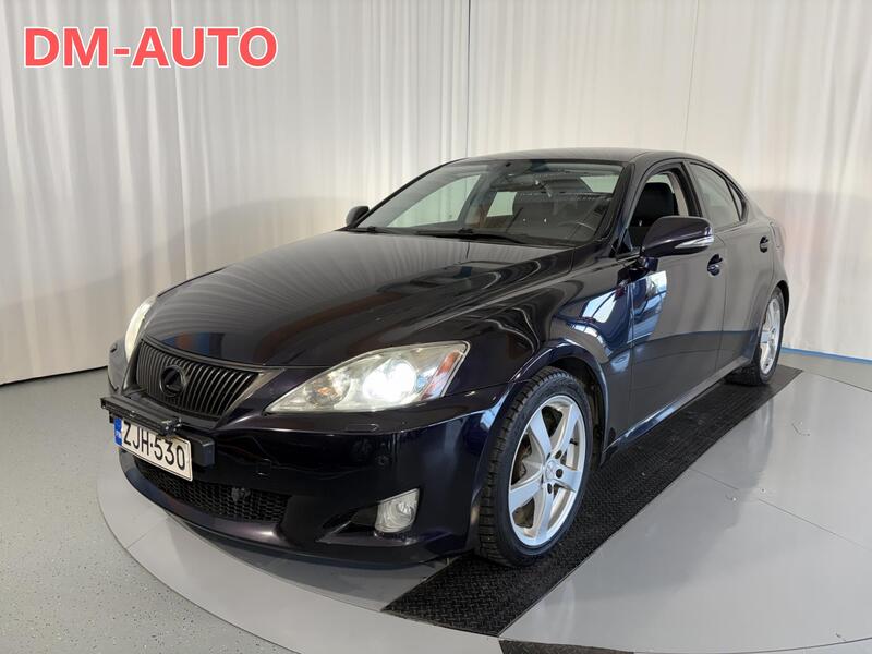 Lexus IS vaihtoauto