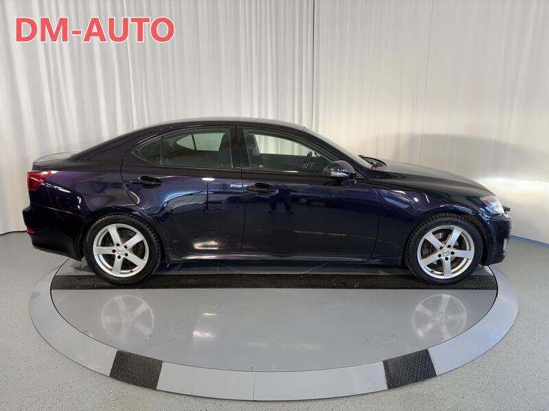 Lexus IS vaihtoauto