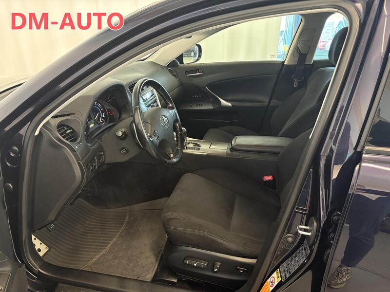 Lexus IS vaihtoauto