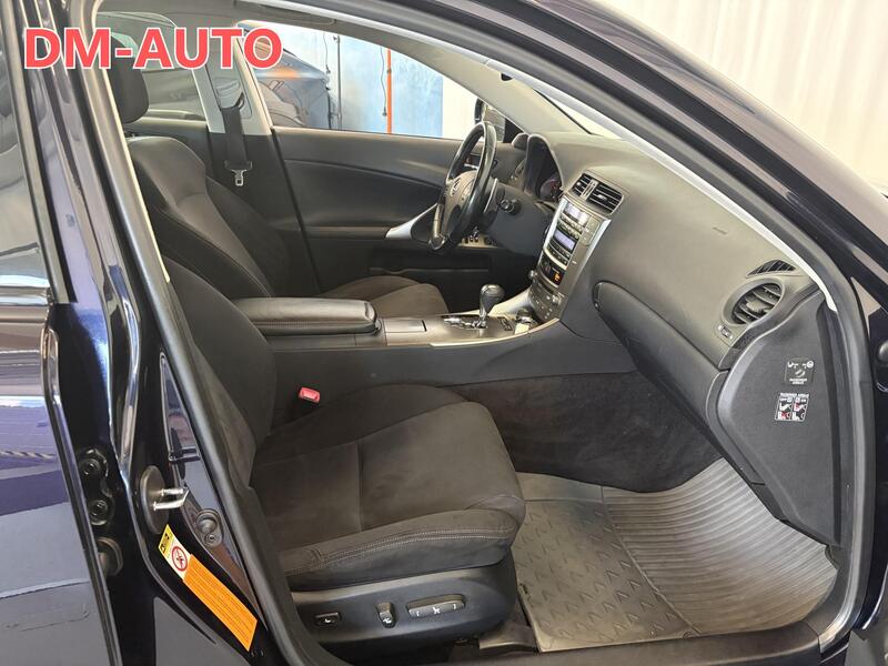 Lexus IS vaihtoauto