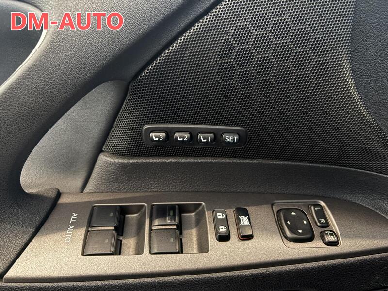 Lexus IS vaihtoauto