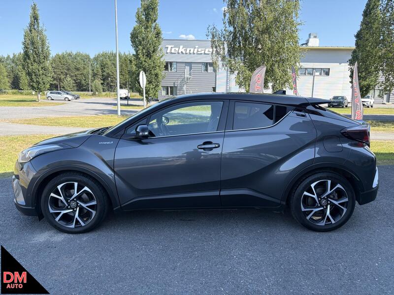 Toyota C-HR vaihtoauto