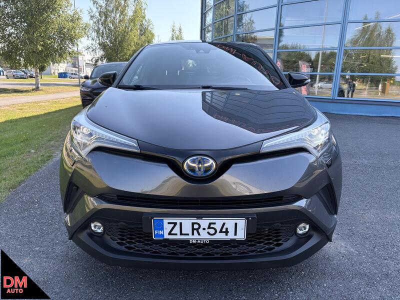 Toyota C-HR vaihtoauto