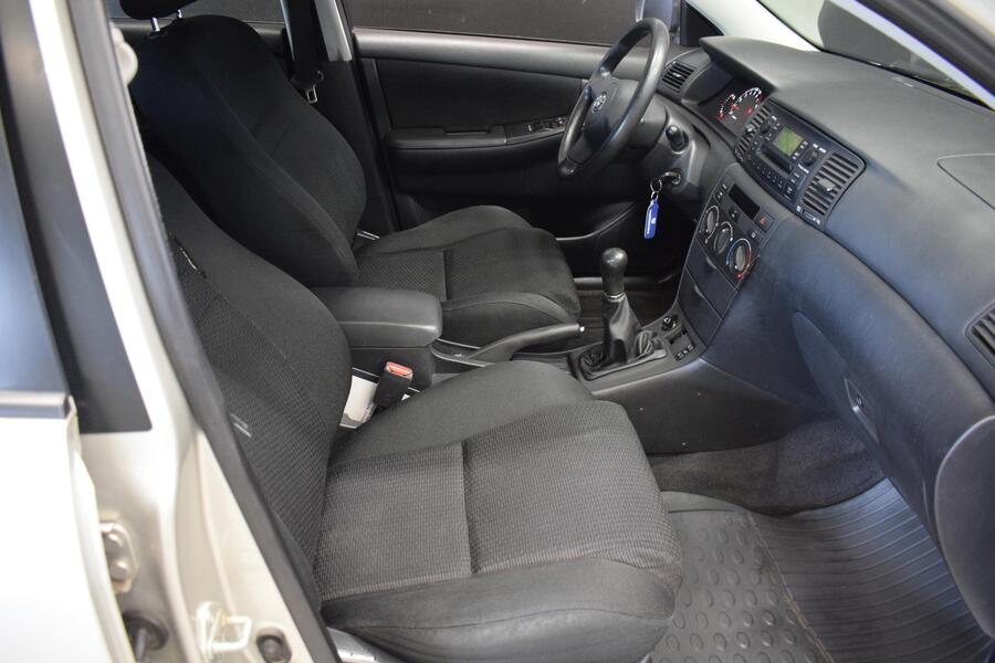 Toyota Corolla vaihtoauto