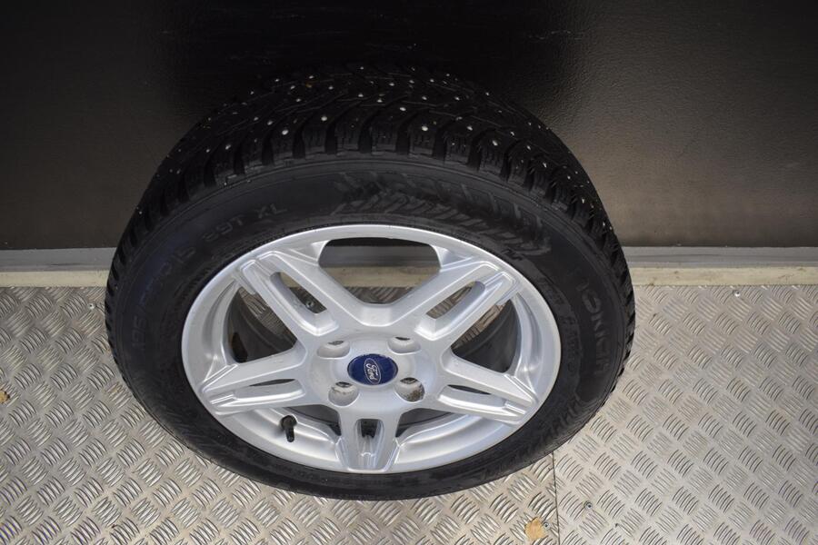 Ford Fiesta vaihtoauto