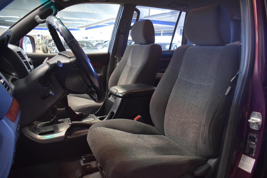 Toyota Land Cruiser vaihtoauto