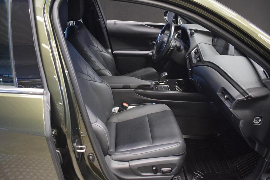 Lexus UX vaihtoauto
