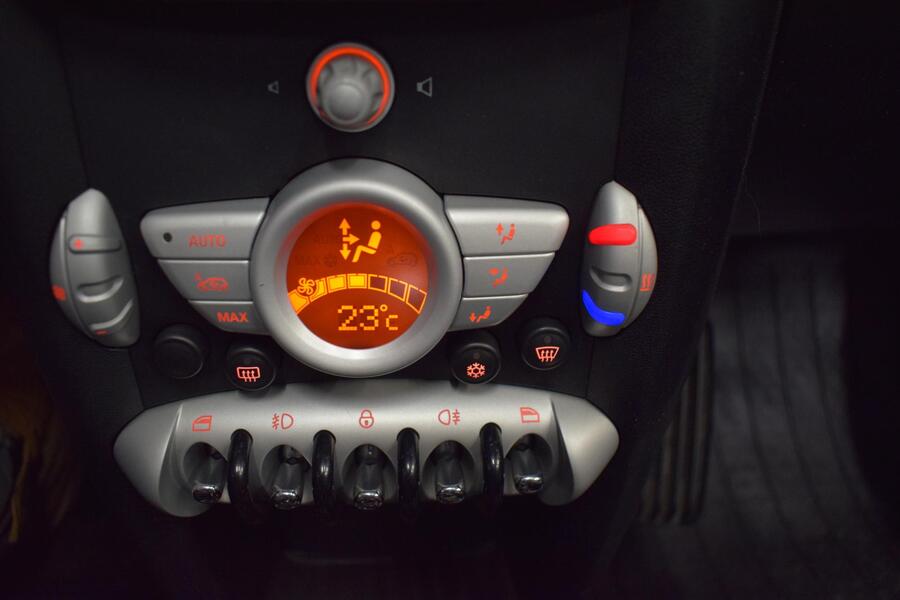 Mini Cooper vaihtoauto