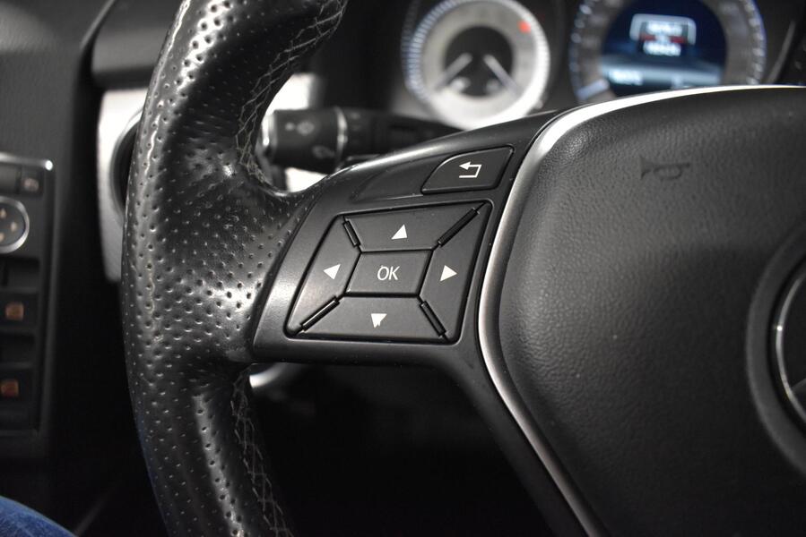 Mercedes-Benz GLK vaihtoauto