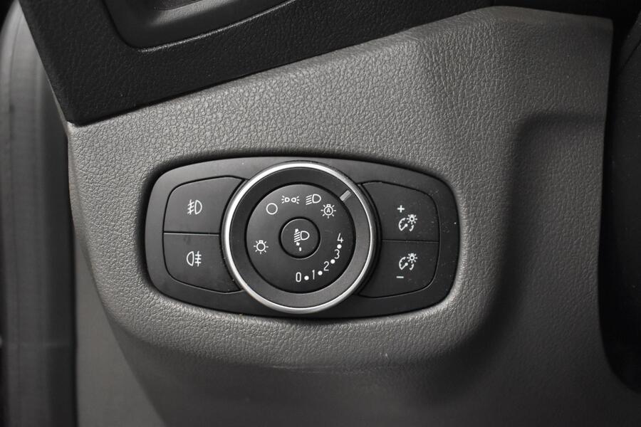 Ford Grand Tourneo Connect vaihtoauto