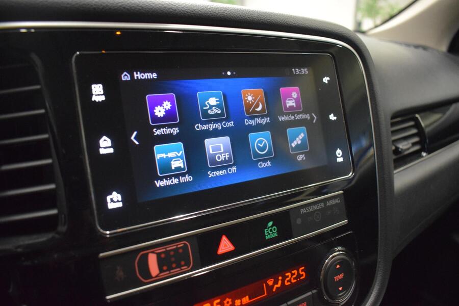 Mitsubishi Outlander PHEV vaihtoauto