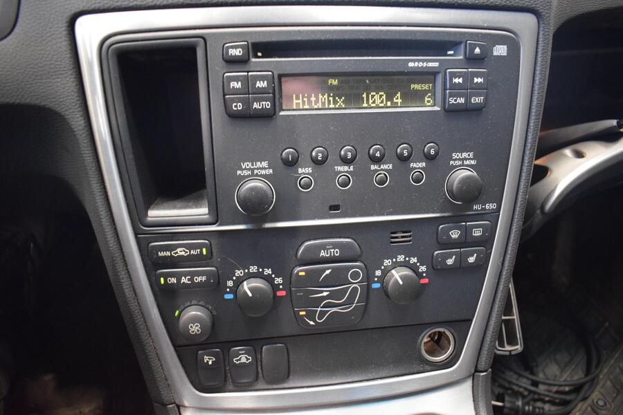 Volvo V70 vaihtoauto