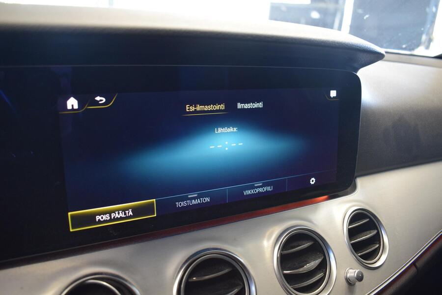 Mercedes-Benz E vaihtoauto