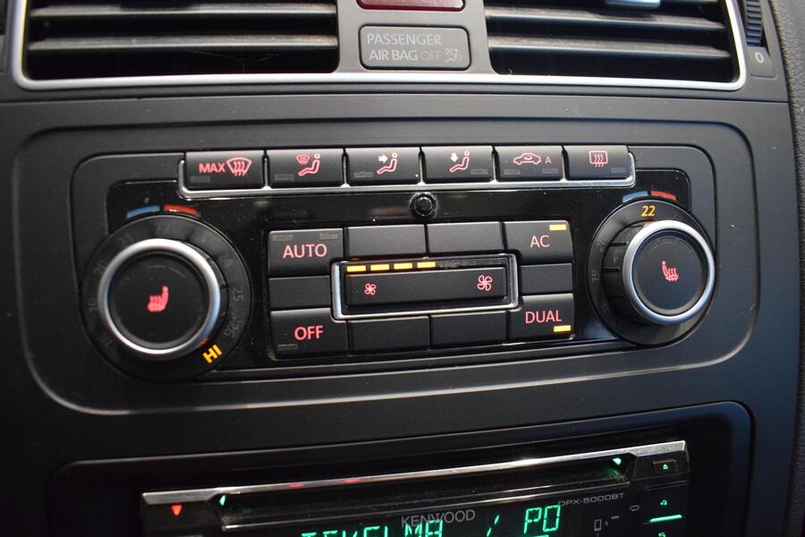 Volkswagen Touran vaihtoauto