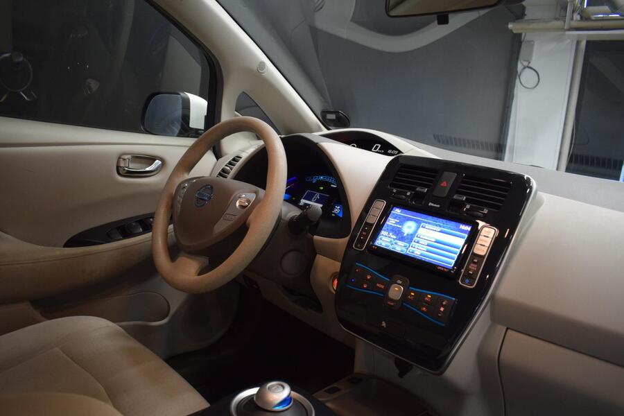 Nissan Leaf vaihtoauto