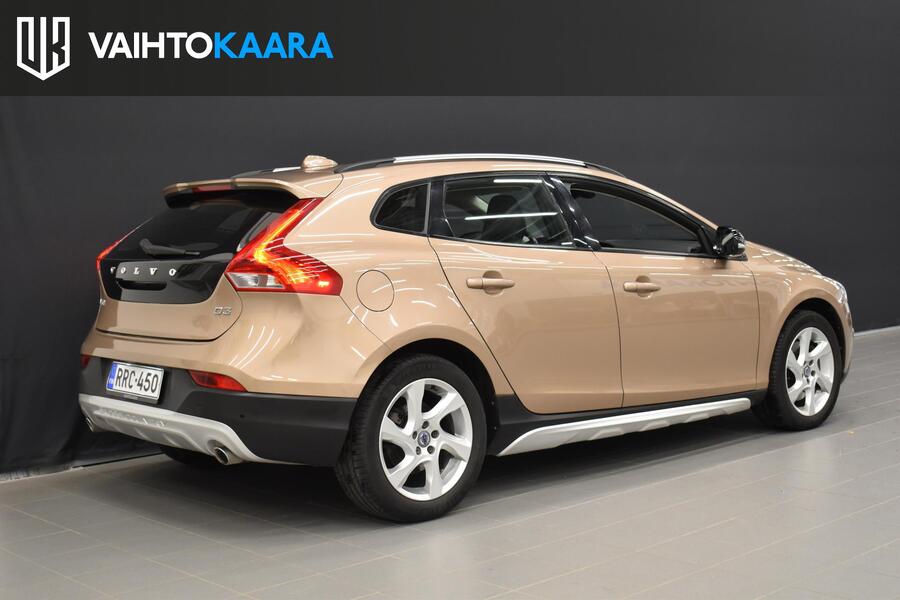 Volvo V40 Cross Country vaihtoauto