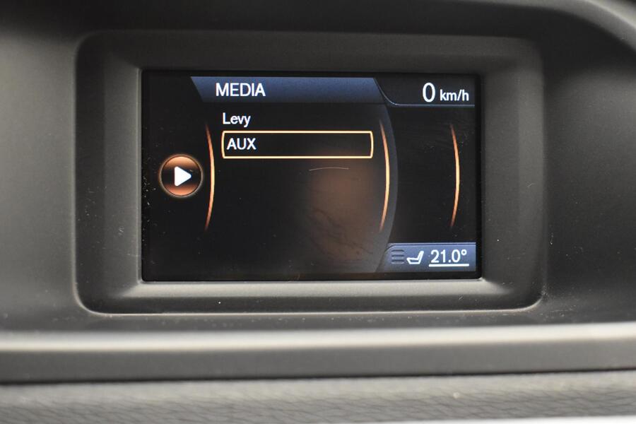 Volvo V40 Cross Country vaihtoauto