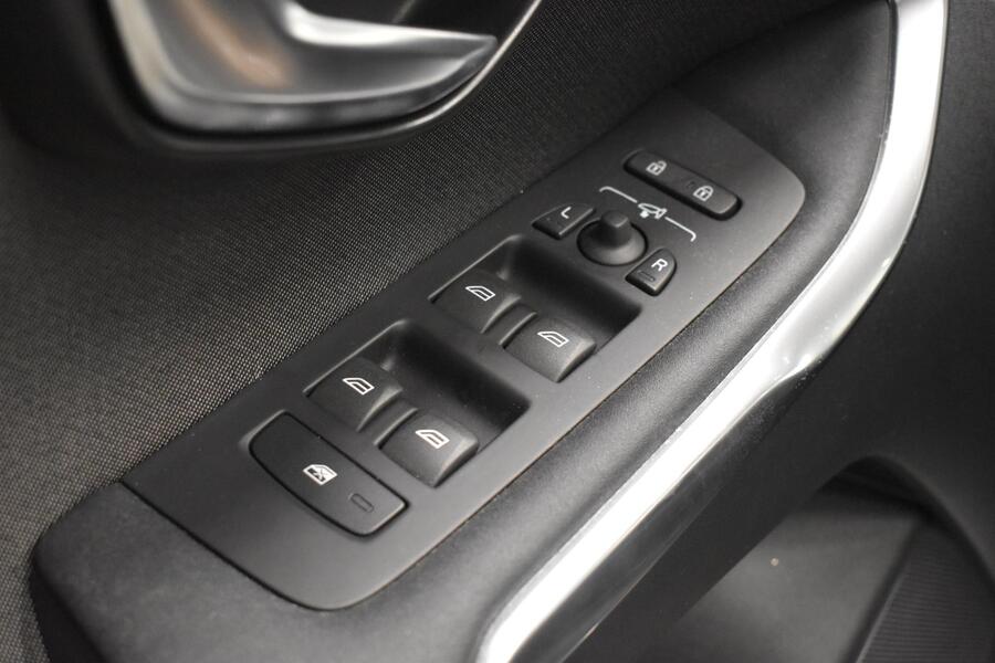 Volvo V40 Cross Country vaihtoauto