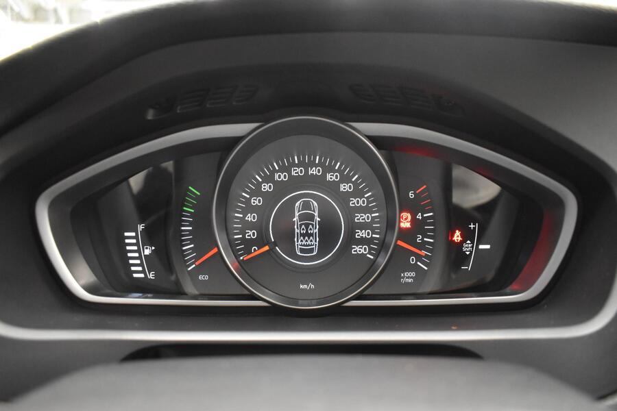 Volvo V40 Cross Country vaihtoauto