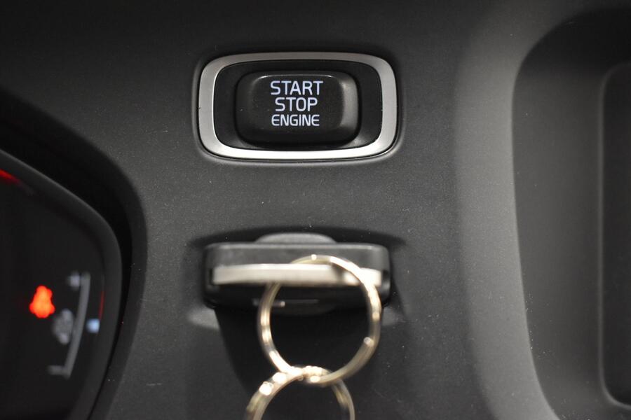 Volvo V40 Cross Country vaihtoauto