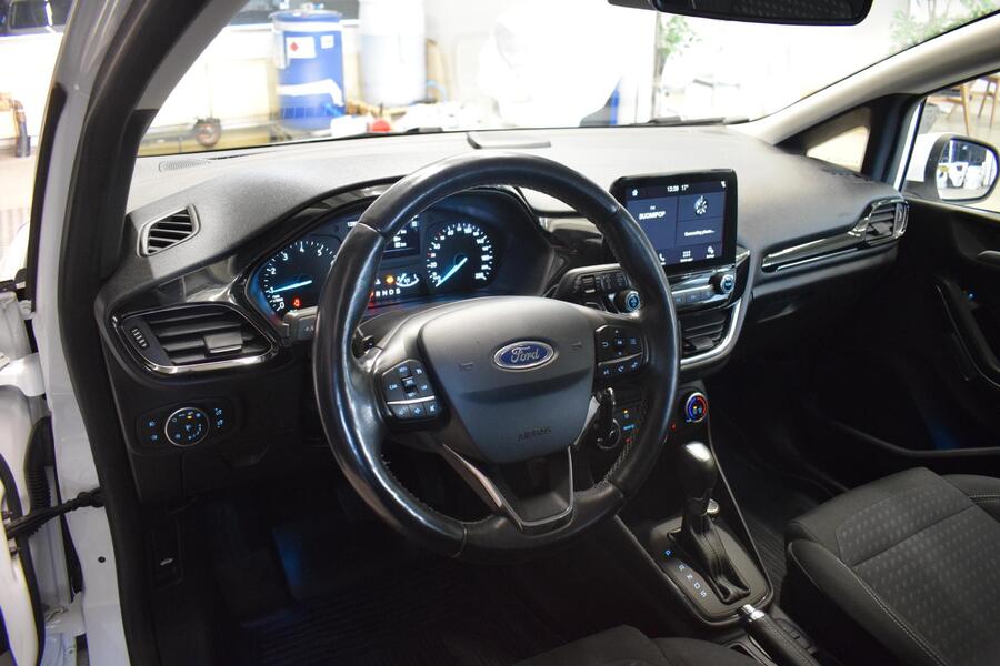 Ford Fiesta vaihtoauto