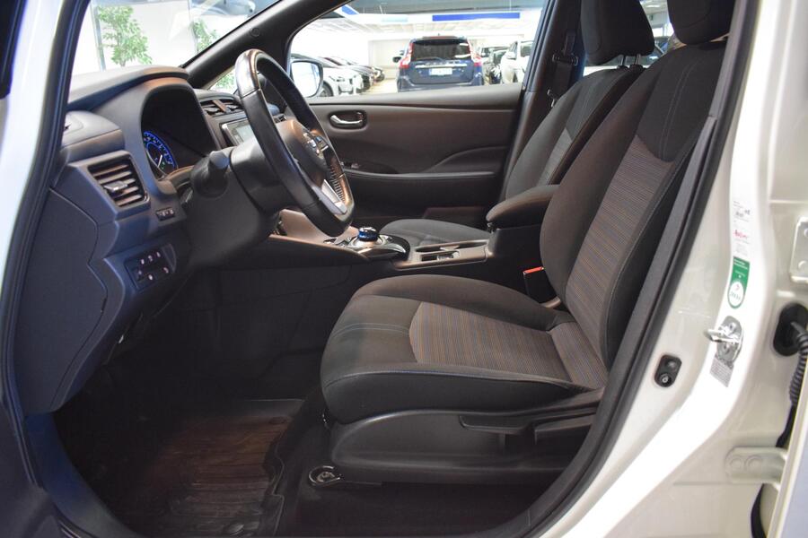 Nissan Leaf vaihtoauto