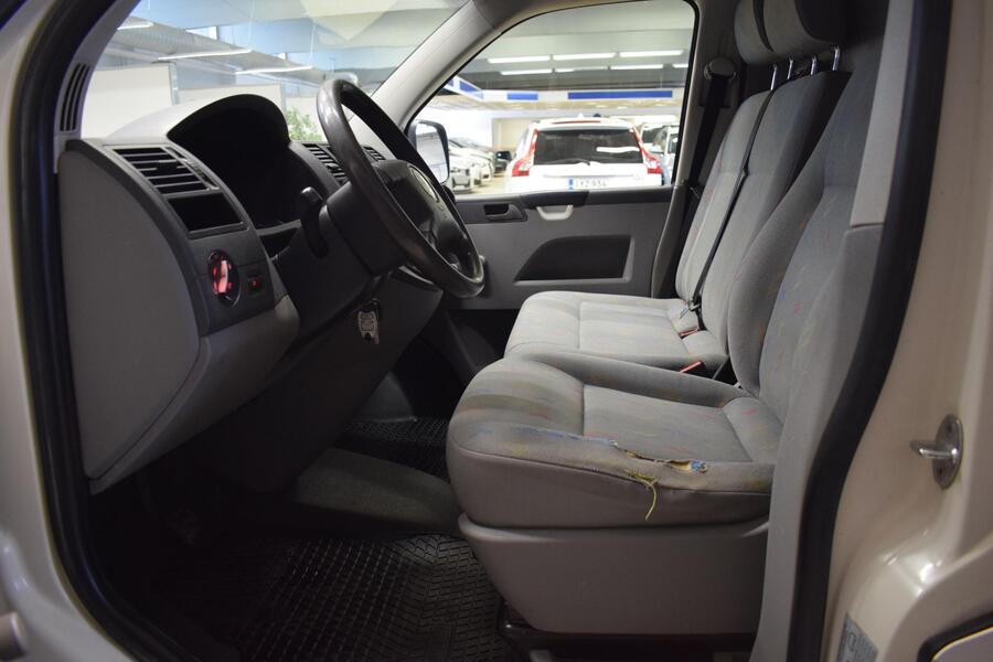 Volkswagen Transporter vaihtoauto