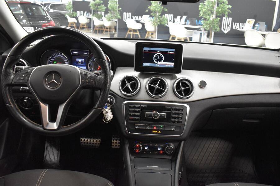 Mercedes-Benz GLA vaihtoauto