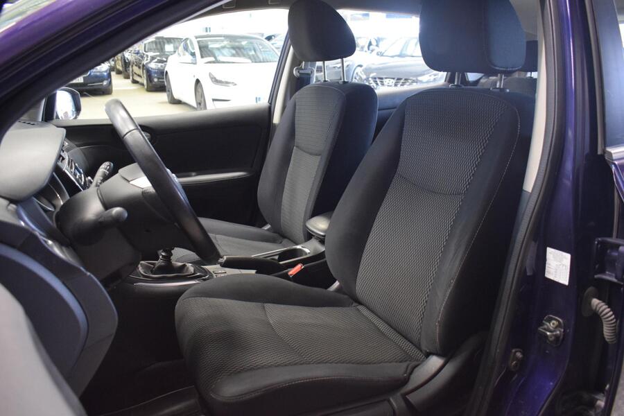 Nissan Pulsar vaihtoauto