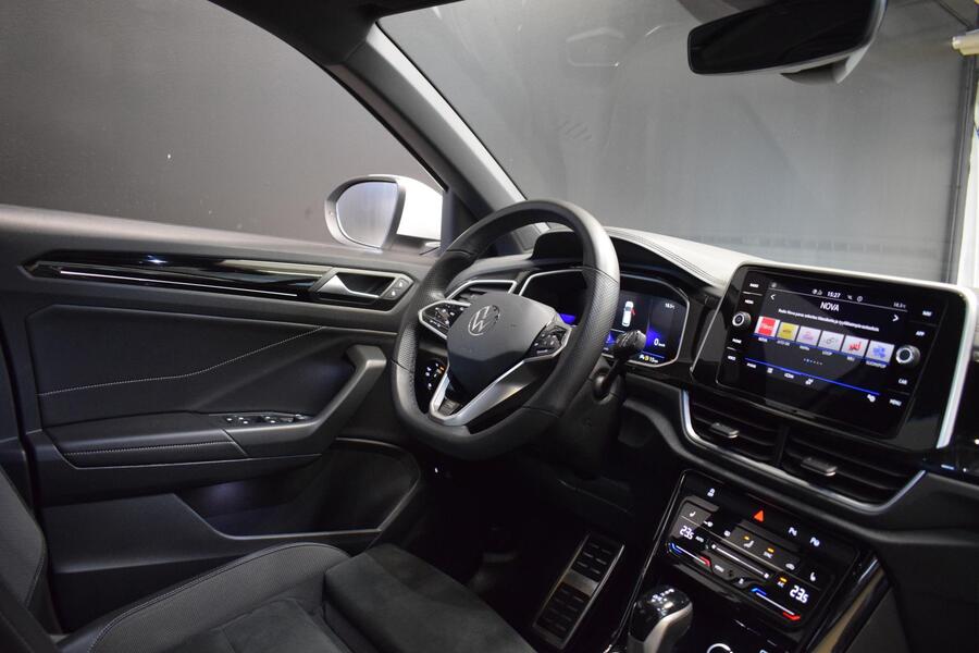 Volkswagen T-Roc vaihtoauto