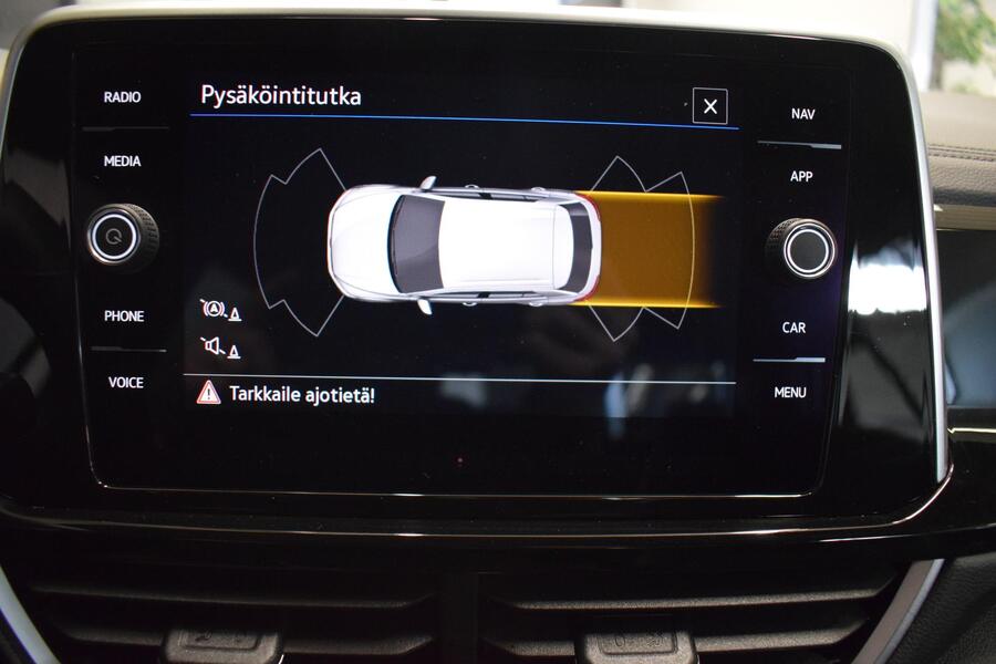 Volkswagen T-Roc vaihtoauto