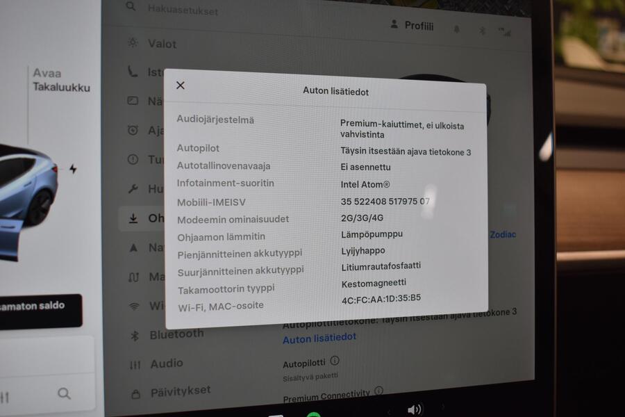 Tesla Model 3 vaihtoauto