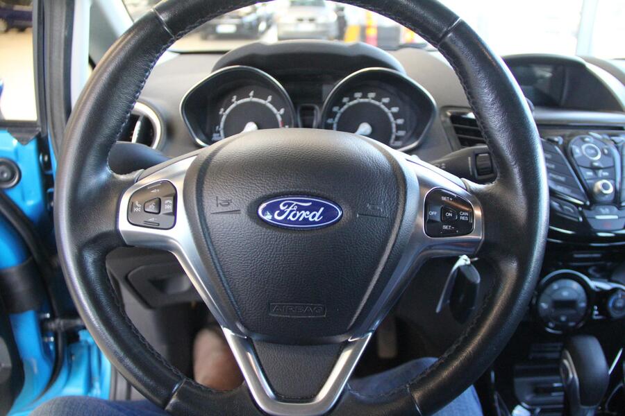 Ford Fiesta vaihtoauto