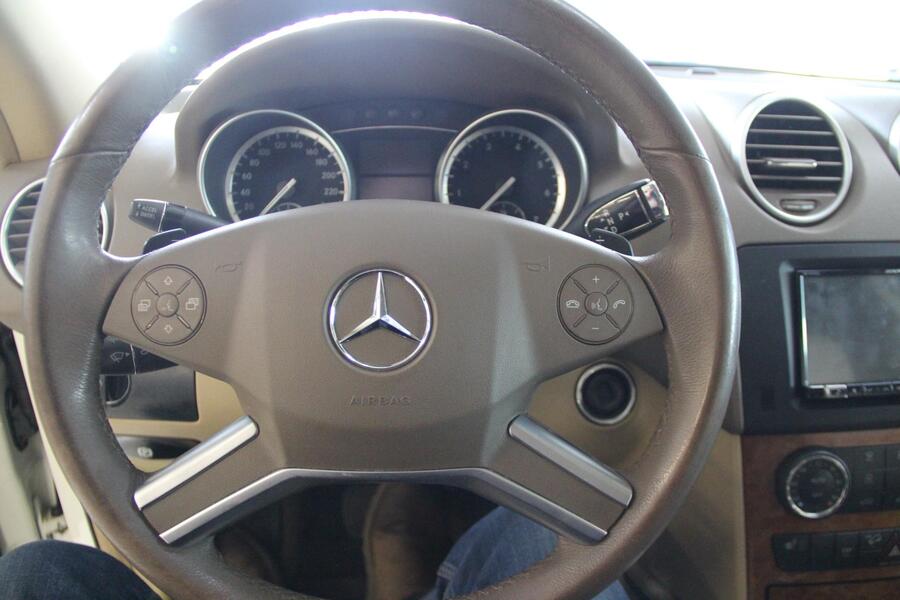 Mercedes-Benz ML vaihtoauto