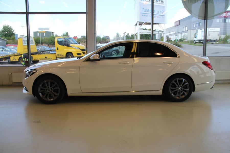 Mercedes-Benz C vaihtoauto