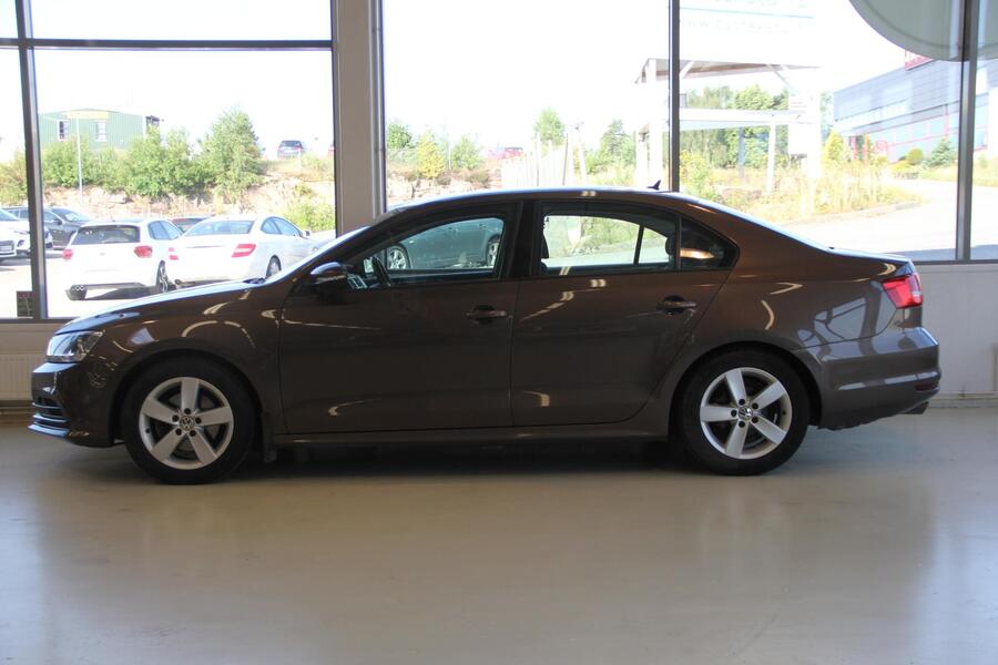 Volkswagen Jetta vaihtoauto