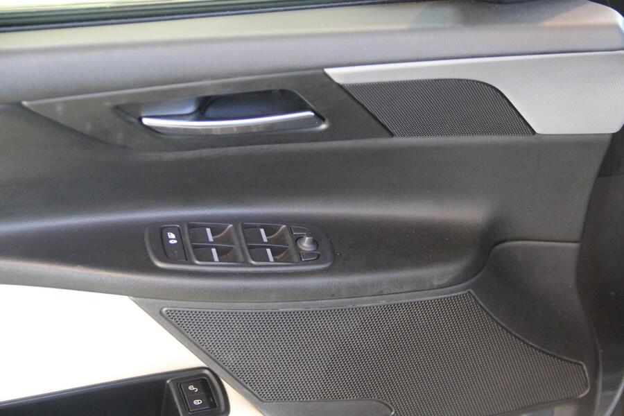 Jaguar XE vaihtoauto