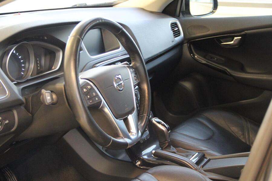 Volvo V40 vaihtoauto