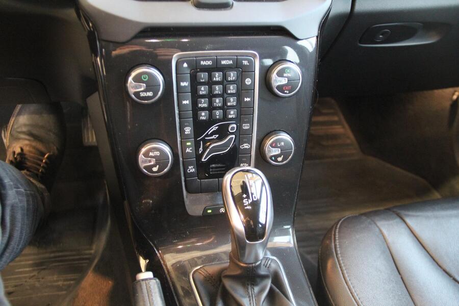 Volvo V40 vaihtoauto